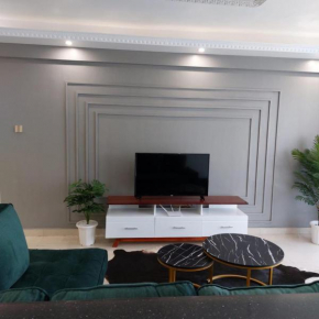Exquisite Homes by Condos 254